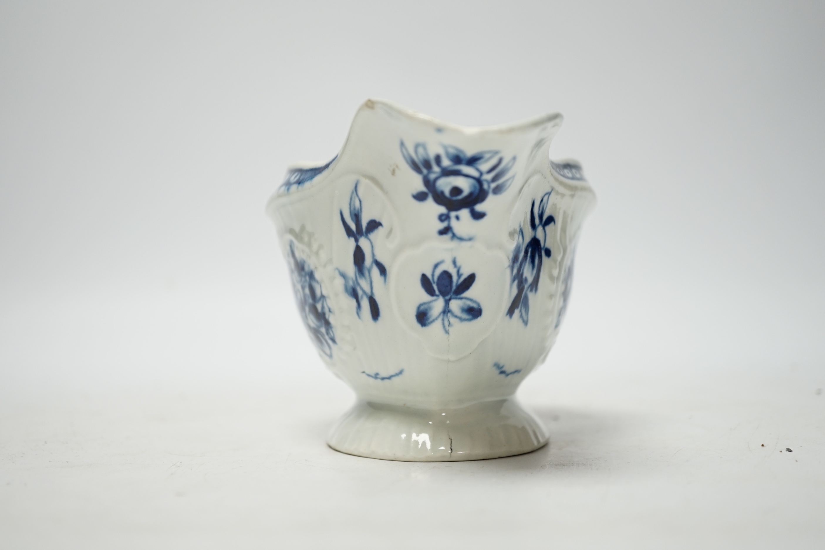A Worcester blue and white sauceboat, circa 1770, 17cm long